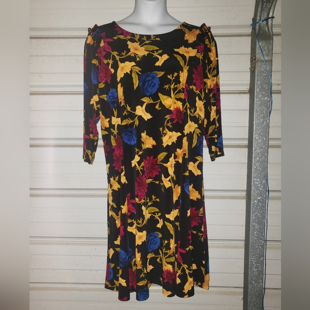 XL Size Susan Graver Floral Print Dress Pretty Summer